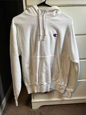 Champion White Pullover Hoodie with Embroidered Logo